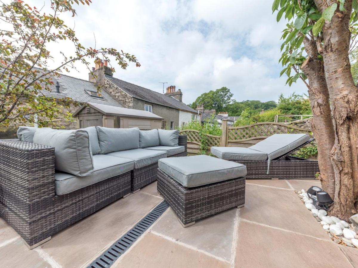 Villa Pass The Keys Mop Fair Sunny Garden Town Centre Ulverston Exterior foto