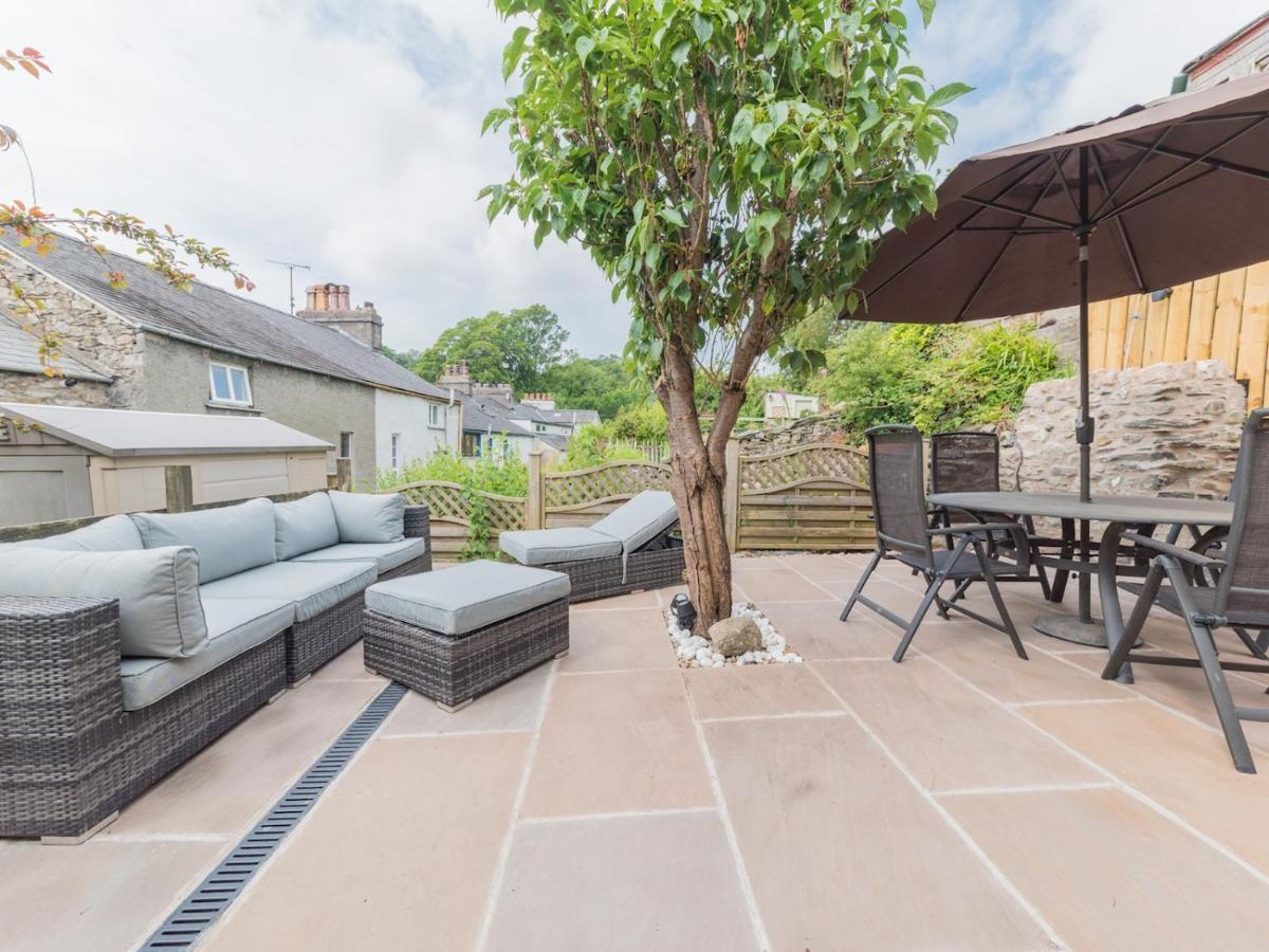 Villa Pass The Keys Mop Fair Sunny Garden Town Centre Ulverston Exterior foto