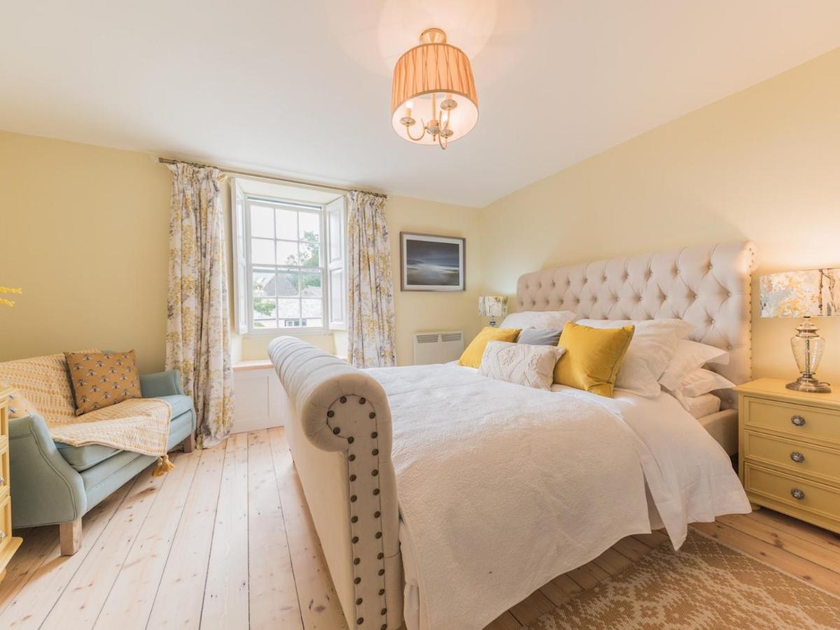 Villa Pass The Keys Mop Fair Sunny Garden Town Centre Ulverston Exterior foto