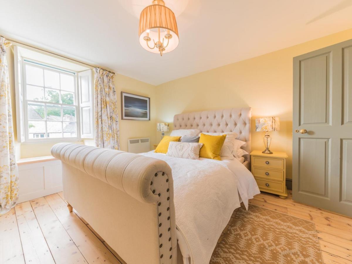 Villa Pass The Keys Mop Fair Sunny Garden Town Centre Ulverston Exterior foto
