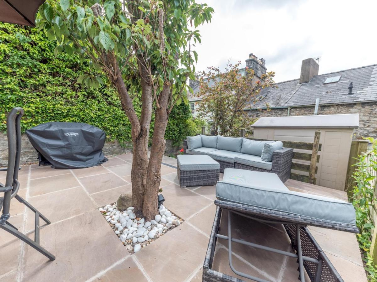 Villa Pass The Keys Mop Fair Sunny Garden Town Centre Ulverston Exterior foto
